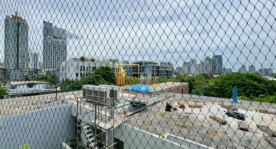 For rent 2 ベッドルーム condo in Watthana, Bangkok