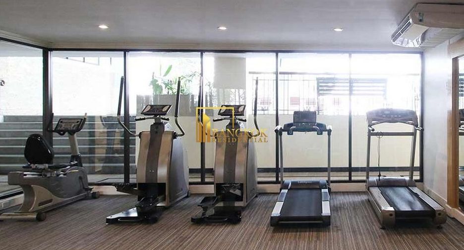 For rent 2 ベッドルーム condo in Watthana, Bangkok