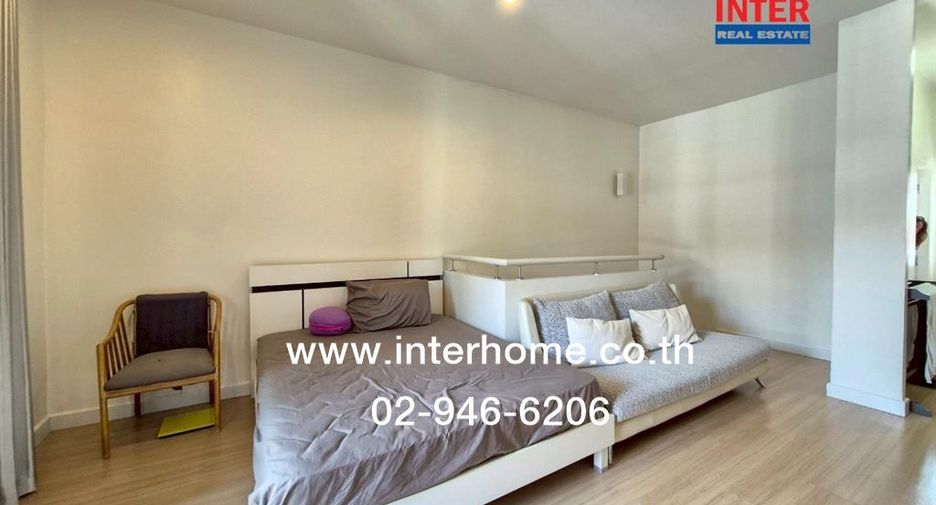 For sale 3 bedrooms townhouse in Bang Khae, Bangkok