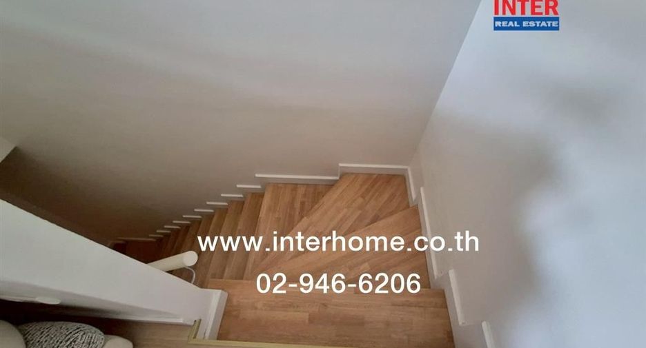 For sale 3 bedrooms townhouse in Bang Khae, Bangkok