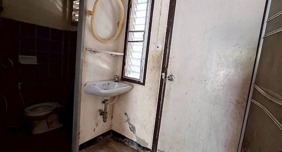 For sale 2 bedrooms house in Nong Chok, Bangkok