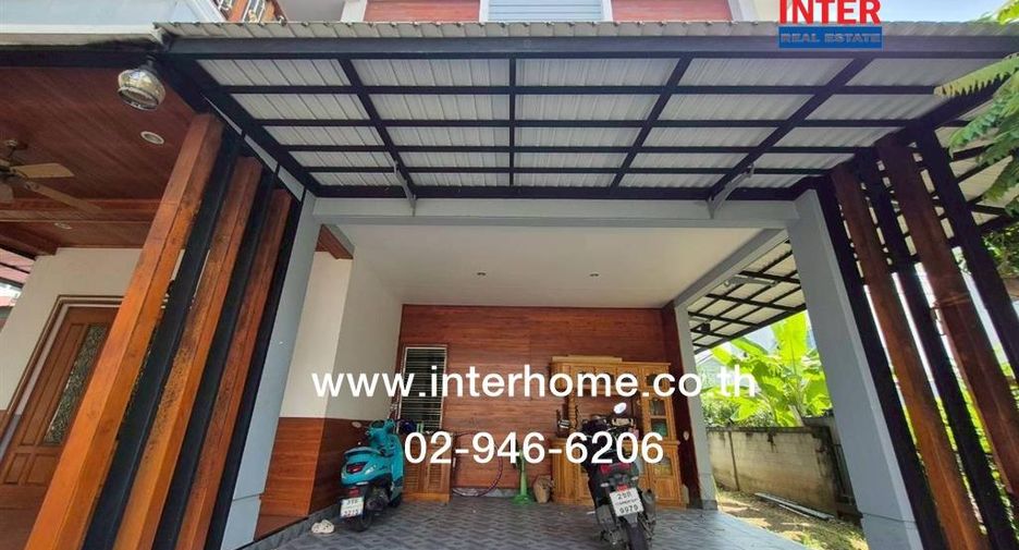 À vendre 4 chambres maison à Bang Khun Thian, Bangkok