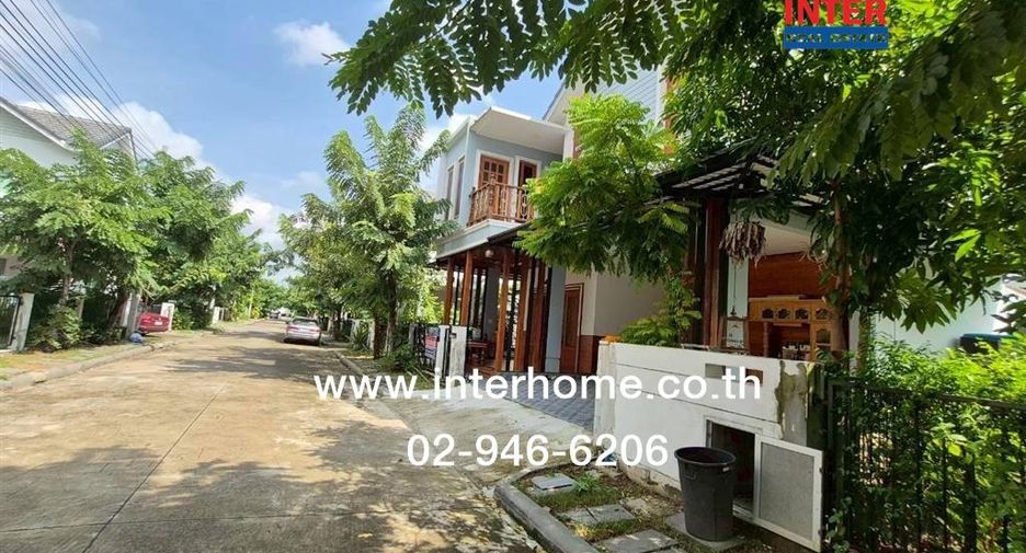 À vendre 4 chambres maison à Bang Khun Thian, Bangkok