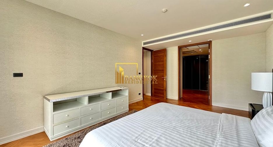 À louer 3 chambres condo à Watthana, Bangkok