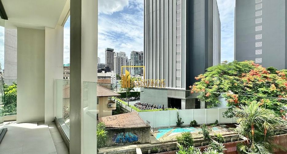 À louer 3 chambres condo à Watthana, Bangkok