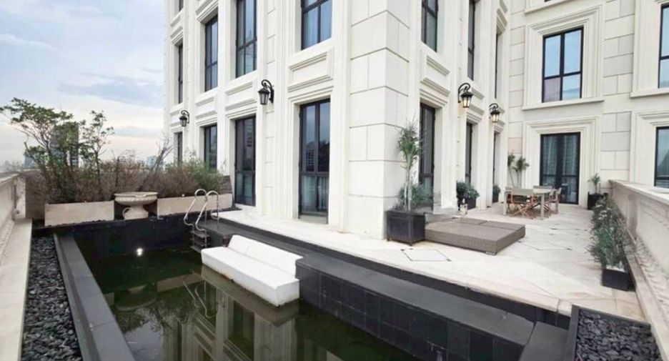 For sale 3 bedrooms condo in Pathum Wan, Bangkok