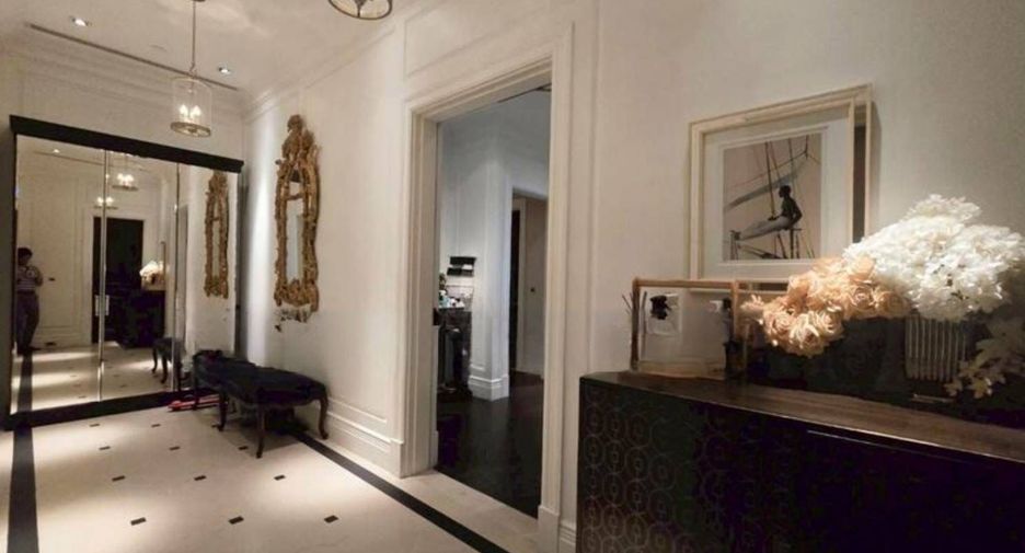 For sale 3 bedrooms condo in Pathum Wan, Bangkok