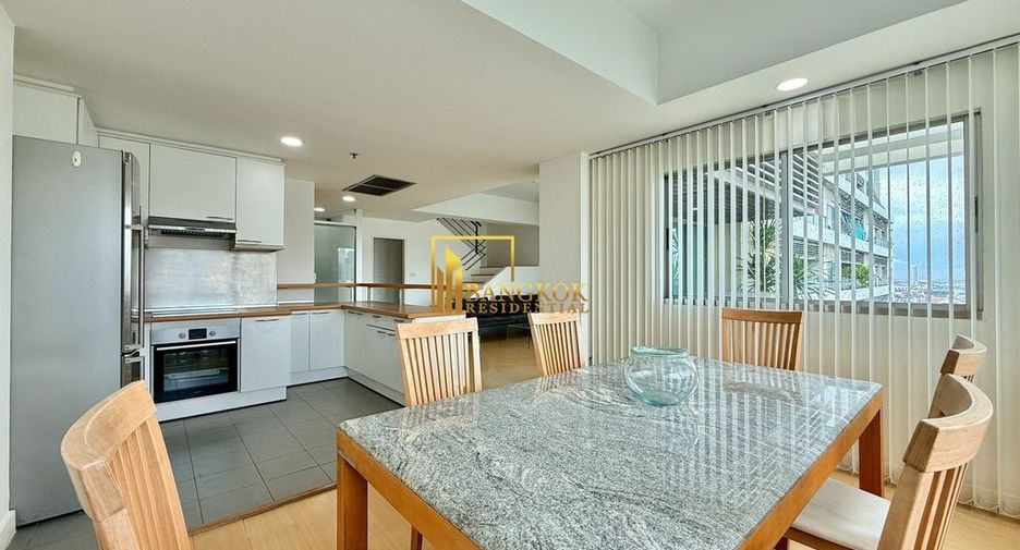 For rent 2 ベッドルーム condo in Yan Nawa, Bangkok
