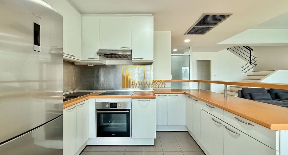 For rent 2 ベッドルーム condo in Yan Nawa, Bangkok
