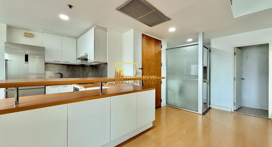 For rent 2 ベッドルーム condo in Yan Nawa, Bangkok