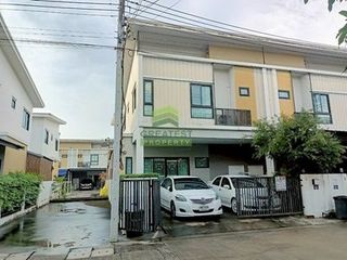 For sale 3 bedrooms townhouse in Lat Lum Kaeo, Pathum Thani