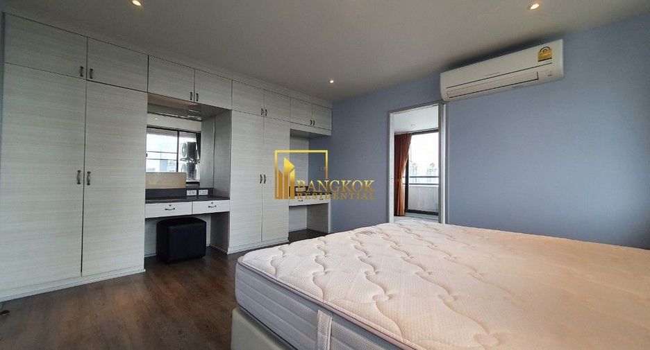 For rent 4 bedrooms condo in Khlong Toei, Bangkok