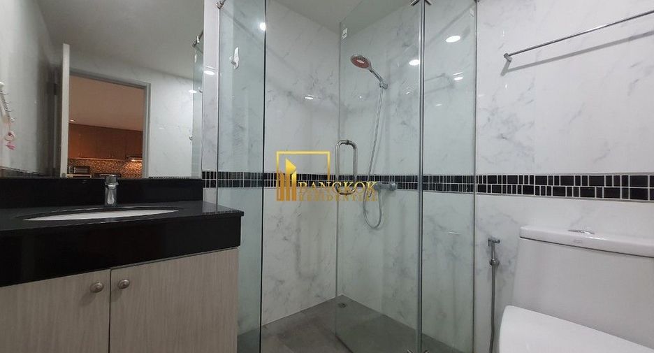 For rent 4 bedrooms condo in Khlong Toei, Bangkok