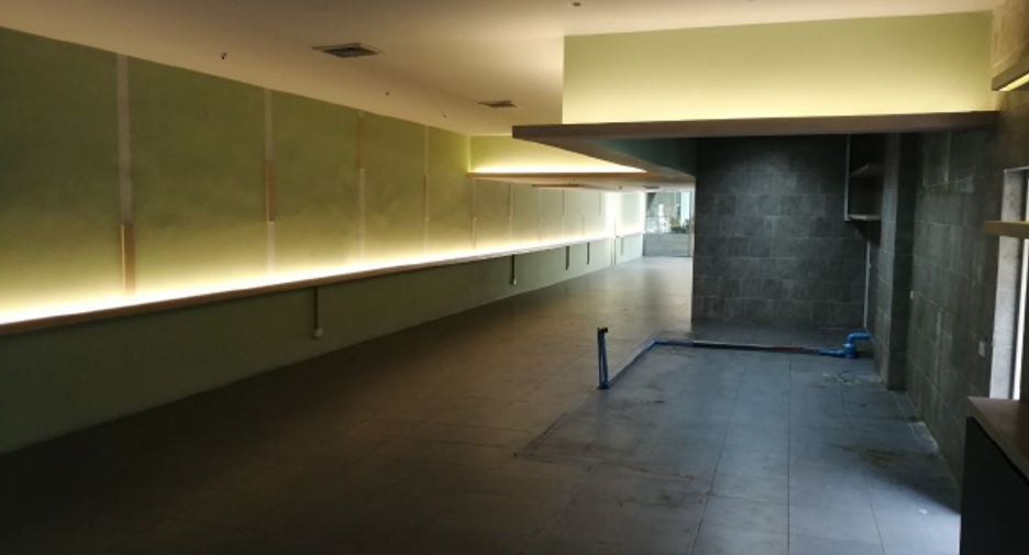For rent retail Space in Khlong Toei, Bangkok