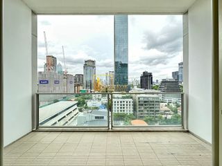 Condo en alquiler de 2 habitaciones en Pathum Wan, Bangkok