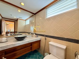 Condo en alquiler de 3 habitaciones en Pathum Wan, Bangkok