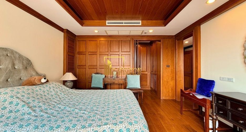 Wohnung zur Miete mit 3 Zimmer in Pathum Wan, Bangkok