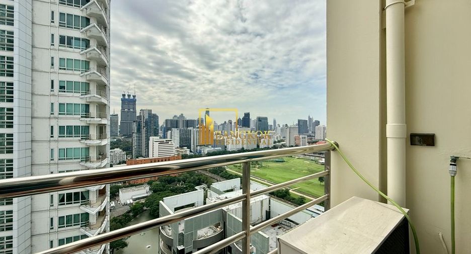 Wohnung zur Miete mit 3 Zimmer in Pathum Wan, Bangkok