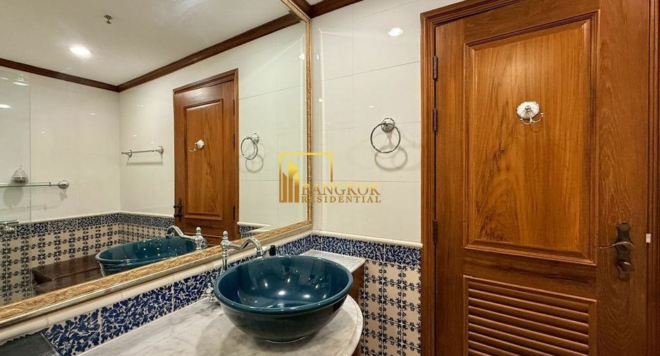 Wohnung zur Miete mit 3 Zimmer in Pathum Wan, Bangkok
