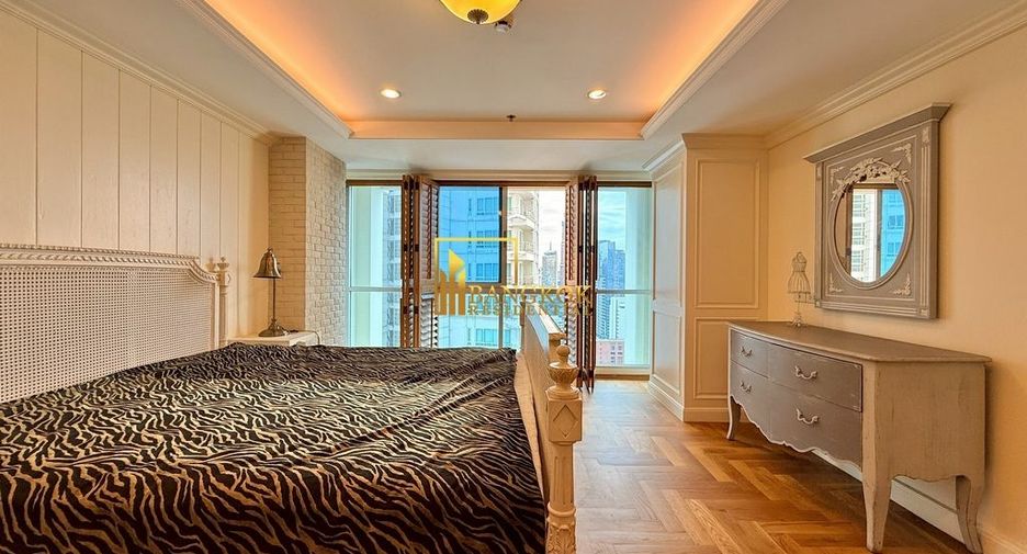 Wohnung zur Miete mit 3 Zimmer in Pathum Wan, Bangkok
