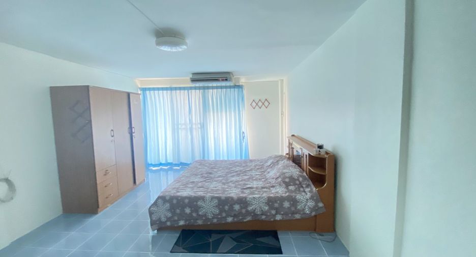 À vendre 1 chambre condo à Bang Kapi, Bangkok