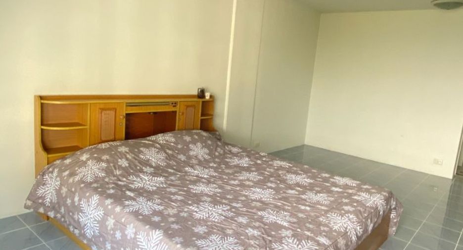 À vendre 1 chambre condo à Bang Kapi, Bangkok