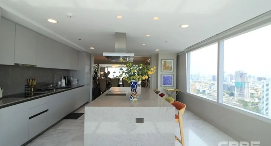 Wohnung zum Kauf mit 6 Zimmer in Watthana, Bangkok
