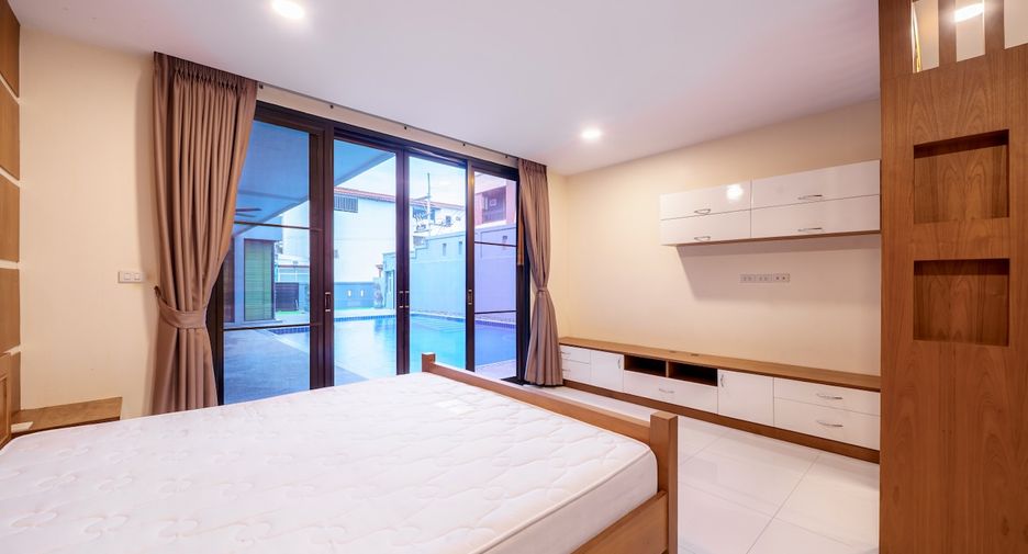 Casa en alquiler y en venta de 5 habitaciones en Bang Lamung, Chonburi