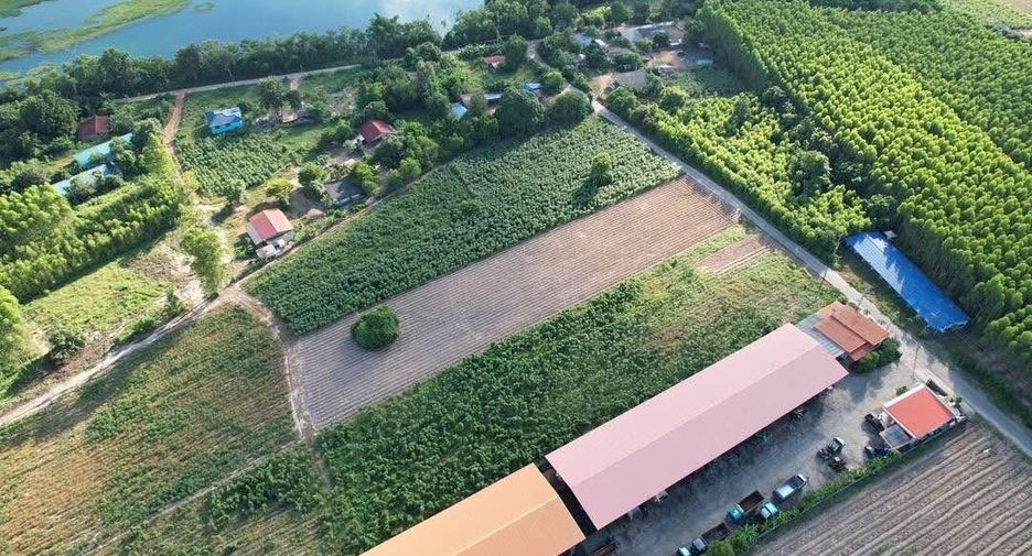 Terreno en venta en Phanom Sarakham, Chachoengsao