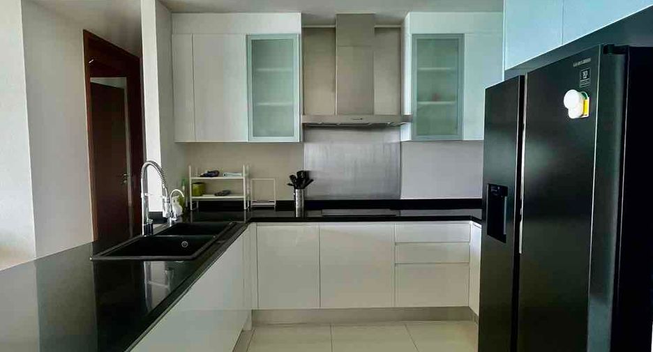 For rent and for sale 2 bedrooms condo in Sattahip, Chonburi
