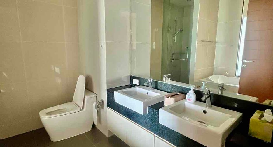 For rent and for sale 2 bedrooms condo in Sattahip, Chonburi