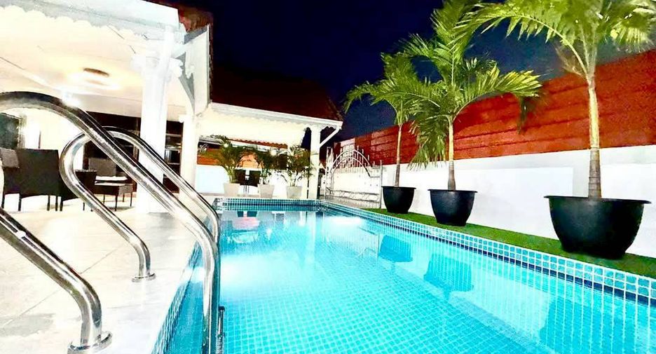 For sale 4 ベッドルーム villa in Bang Lamung, Chonburi