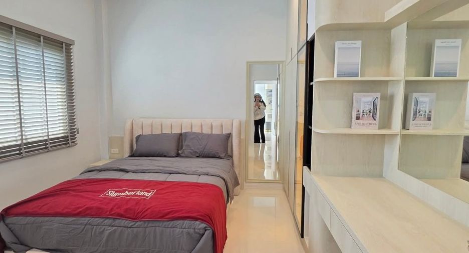 For sale 3 bedrooms villa in Bang Lamung, Chonburi