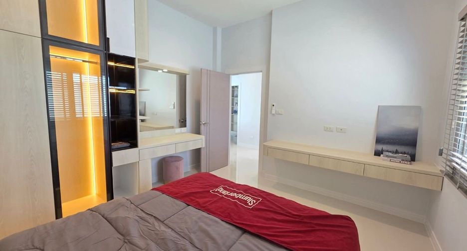 For sale 3 bedrooms villa in Bang Lamung, Chonburi