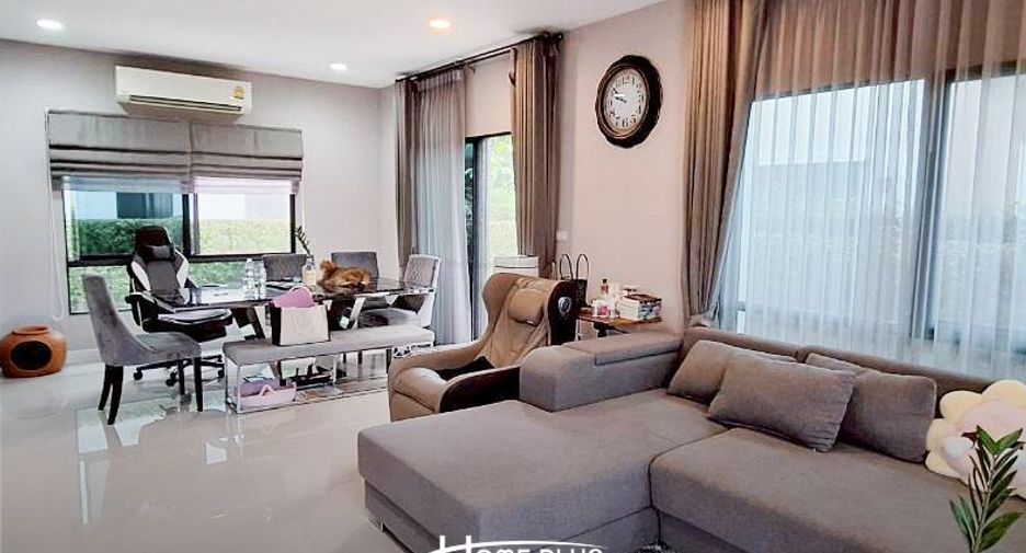 For rent and for sale 3 bedrooms house in Pak Kret, Nonthaburi