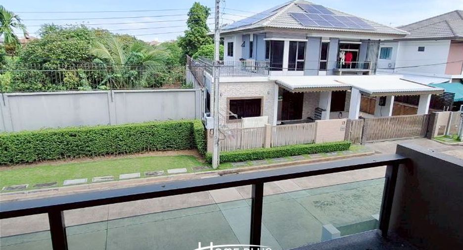 For rent and for sale 3 bedrooms house in Pak Kret, Nonthaburi