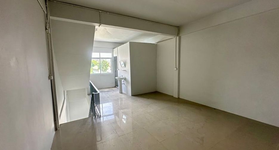 For sale 1 bed retail Space in Min Buri, Bangkok