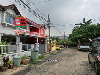 出售 3 卧室 联排别墅 在 Bang Na, 曼谷