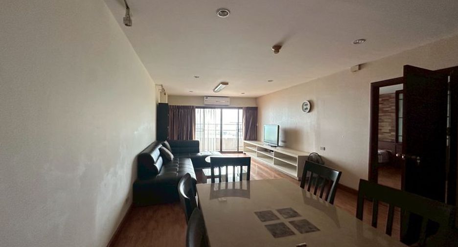 For rent 2 bedrooms condo in Si Racha, Chonburi