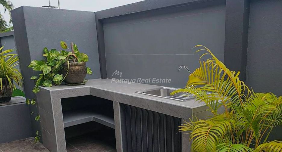 For sale 3 bedrooms house in Bang Lamung, Chonburi