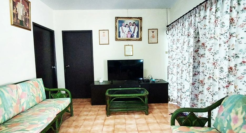 À vendre 3 chambres villa à Klaeng, Rayong
