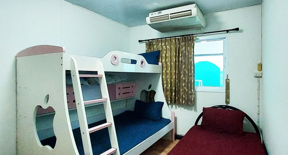 À vendre 3 chambres villa à Klaeng, Rayong