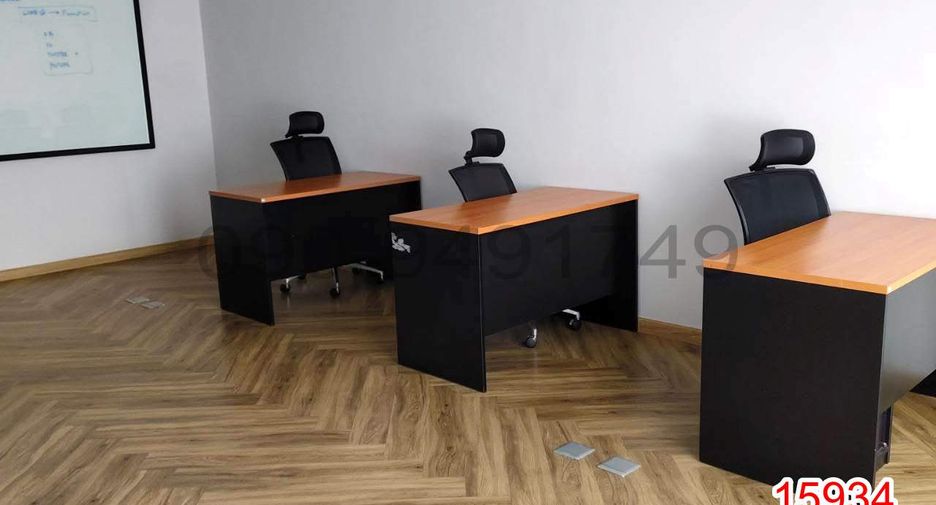 For sale 6 bedrooms retail Space in Phra Khanong, Bangkok