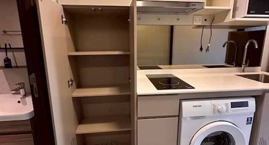 For sale 1 bed condo in Phra Khanong, Bangkok