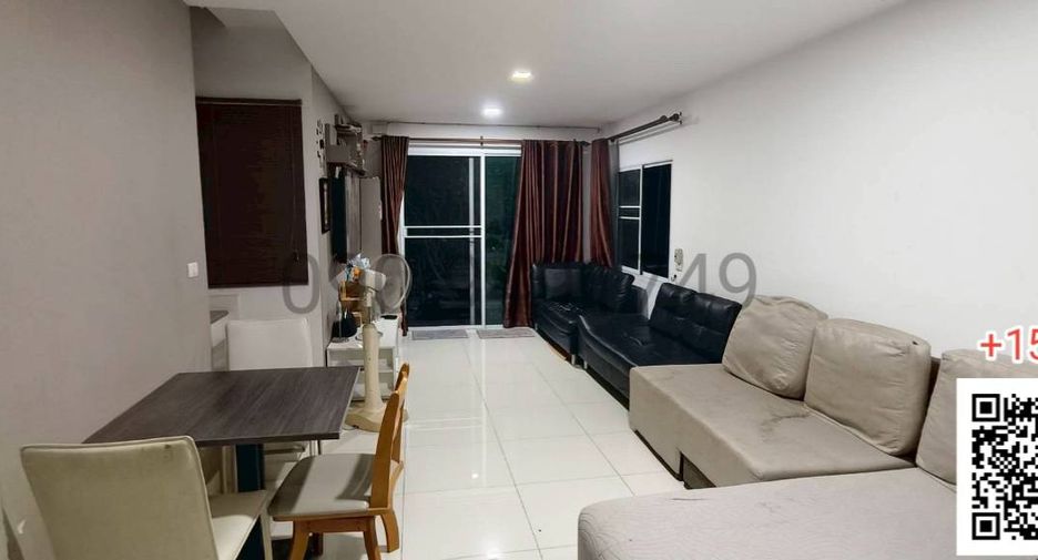 For sale 3 bedrooms townhouse in Mueang Samut Prakan, Samut Prakan