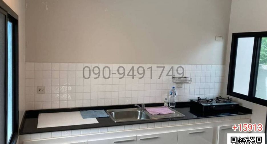 Casa en alquiler de 4 habitaciones en Mueang Nonthaburi, Nonthaburi