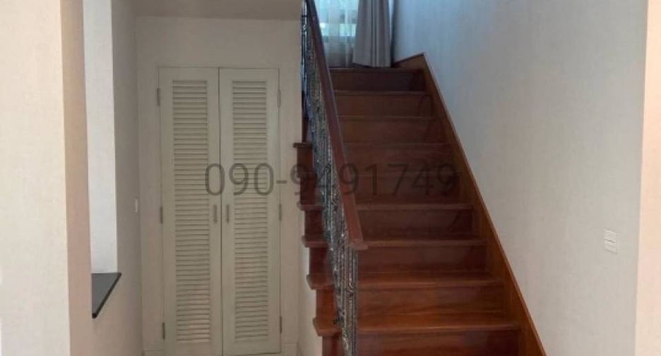 Casa en venta de 4 habitaciones en Mueang Nonthaburi, Nonthaburi