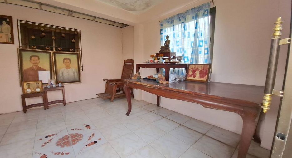 For sale 8 bedrooms house in Mueang Udon Thani, Udon Thani