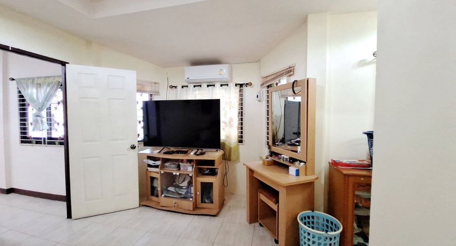 For sale 8 bedrooms house in Mueang Udon Thani, Udon Thani