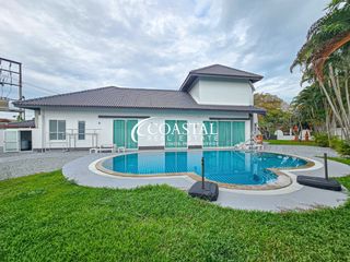 For rent 4 bedrooms house in Bang Lamung, Chonburi